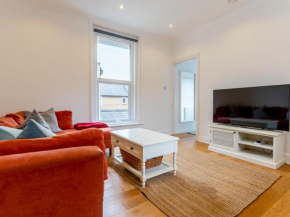 Pass the Keys Charming Flat Close To The Beach and Town